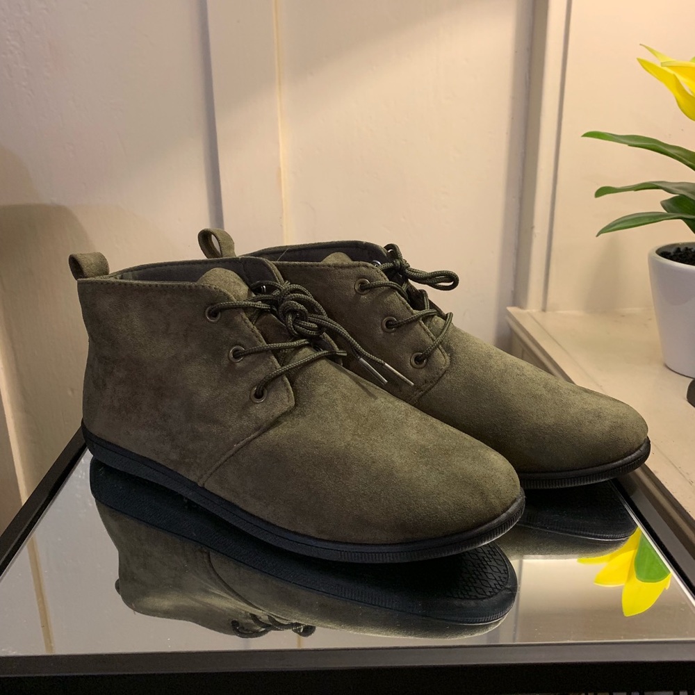 Refresh Flat Green Shoes